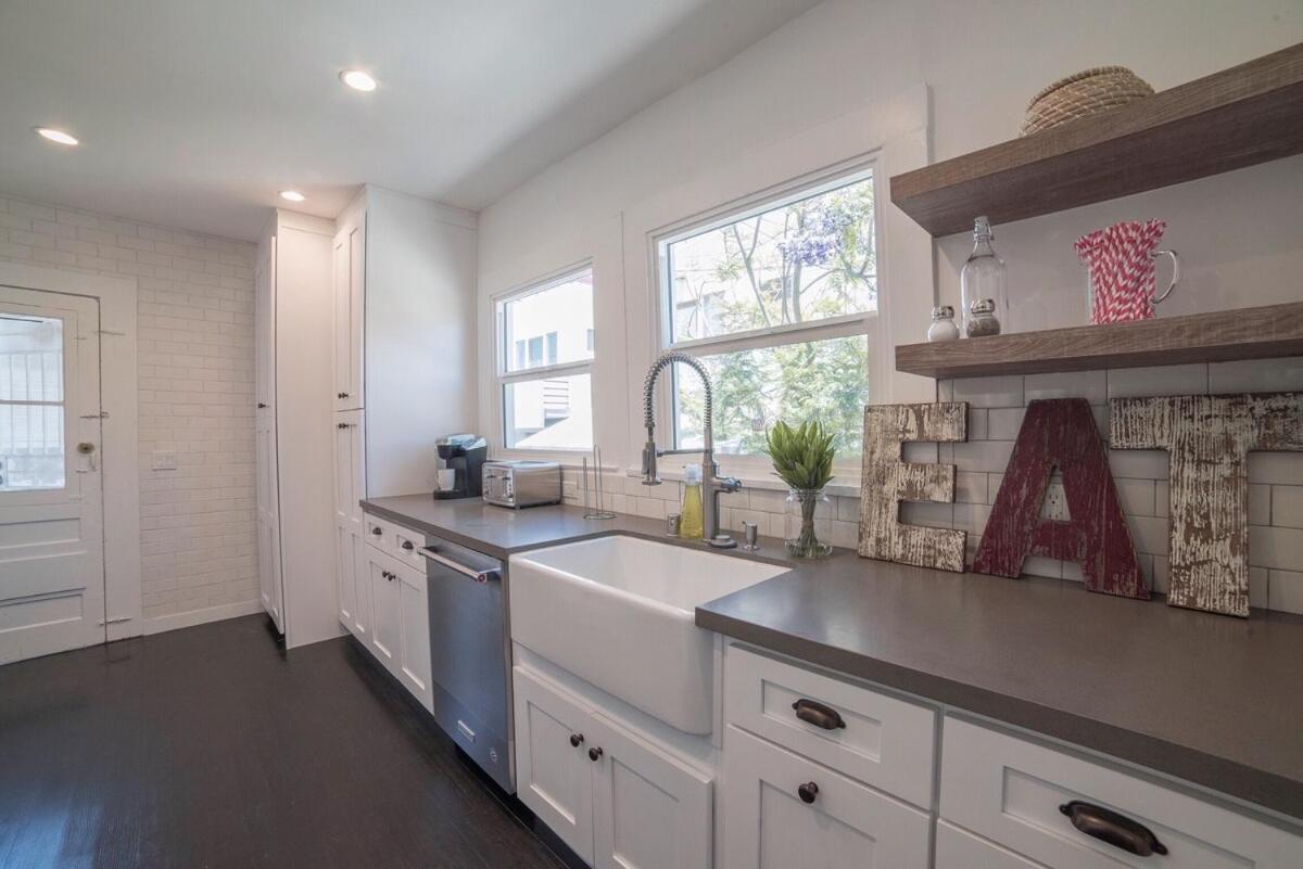 Renovated Venice Craftsman - Prime Location! Holiday home