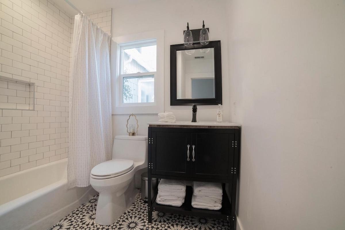 Renovated Venice Craftsman - Prime Location! Los Angeles