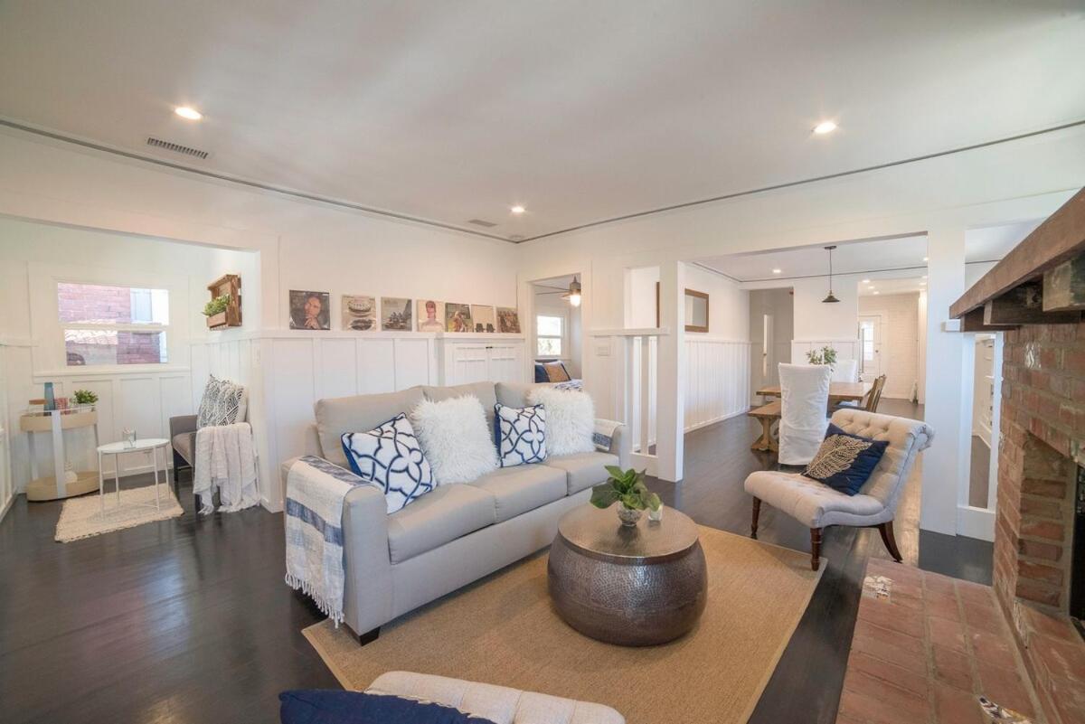 Renovated Venice Craftsman - Prime Location! Holiday home Los Angeles